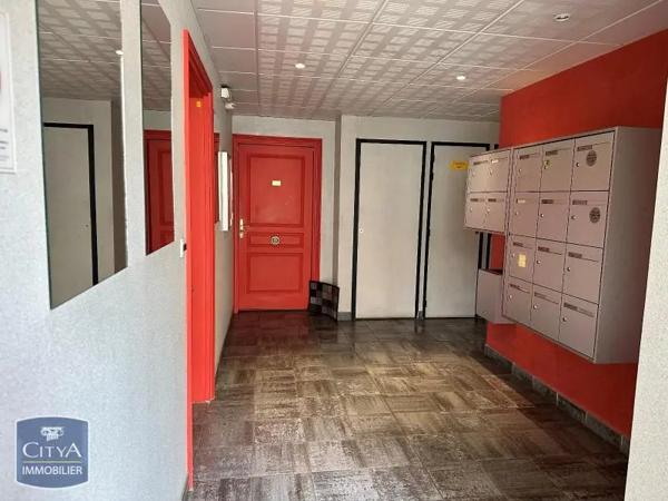 Appartement à louer 1 pièce 32.17m² Saint-Priest-en-Jarez (42270)