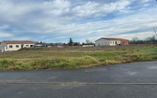 Terrain à vendre    Briatexte
