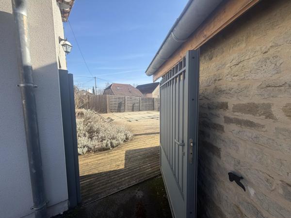 Immobilier Pirey (25480) – Maison de village 174m2 – 409 000 €