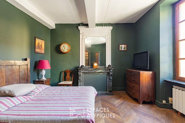 Maison de Maître du XVIIIe avec piscine et jardin clos au Coeur du Minervois