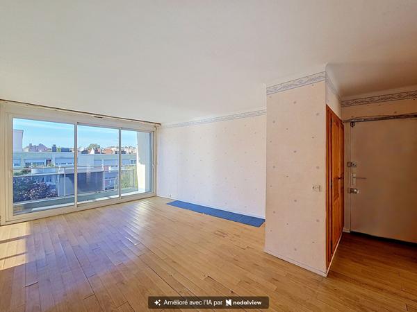 VANDOEUVRE LIMITE NANCY_ À Vendre_ Appartement F3 de 74m² avec 2 balcons, 2 ou 3 chambres_ garage fermé.