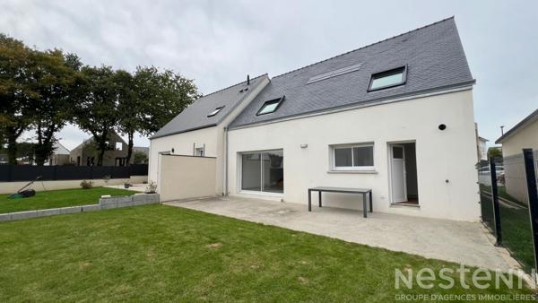 Maison de 2020 dans le bourg de Pluneret