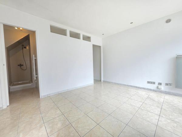 Studio lumineux- Idéal primo-accédant ou investissement locatif - Petit budget