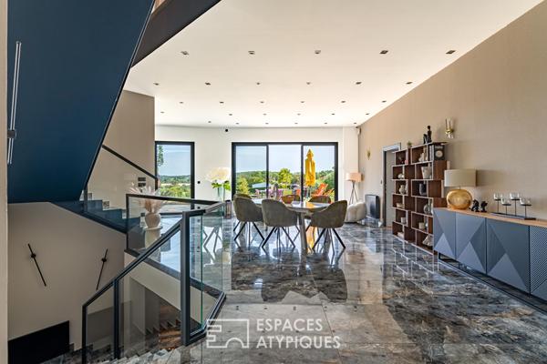 Maison d’architecte contemporaine de 410 m² avec piscine chauffée