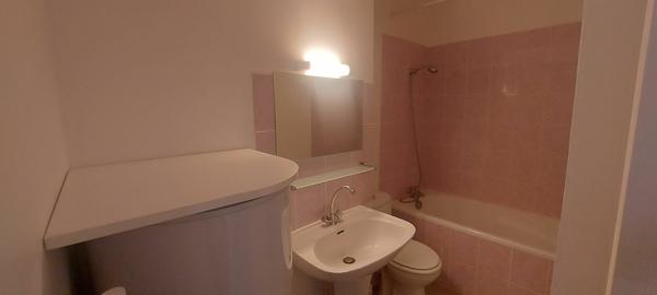 Appartement à louer    1 pièce • 55,83 m2 Gland