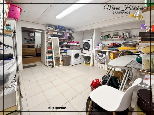 Ensemble de 2 Maisons - 8 pièces - 1hectare de terrain - à 5mn de Valence
