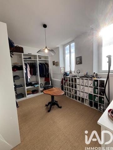 Maison à vendre 11 pièces 309 m² Châteauroux