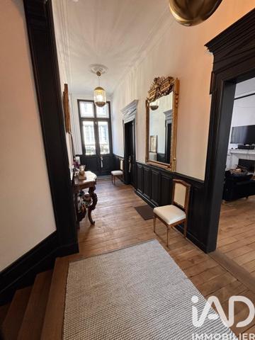 Maison à vendre 11 pièces 309 m² Châteauroux