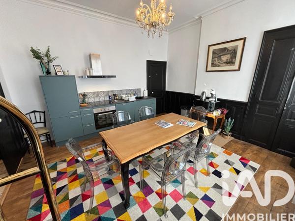 Maison à vendre 11 pièces 309 m² Châteauroux