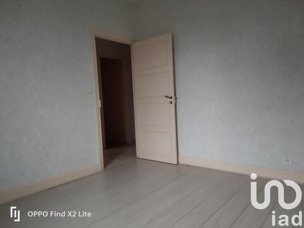 Maison 3 pièces de 56 m² à Domérat (03410)