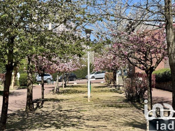 Appartement 3 pièces de 80 m² à Garges-lès-Gonesse (95140)