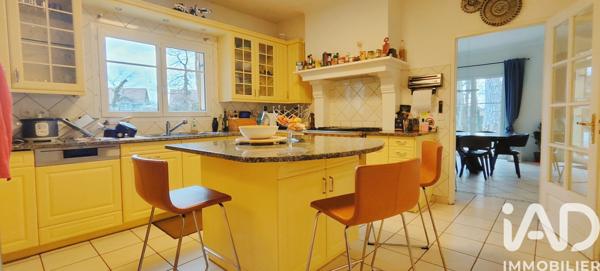 Maison à vendre 8 pièces 259 m² Gex