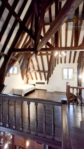 Vente                                                      Maison
                        
                     6 pièces                      176 m2                     à Olivet