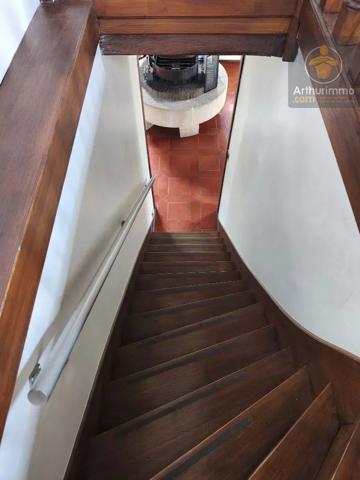 Vente                                                      Maison
                        
                     6 pièces                      176 m2                     à Olivet