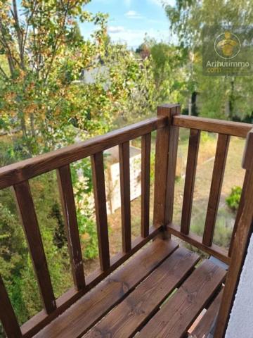 Vente                                                      Maison
                        
                     6 pièces                      176 m2                     à Olivet