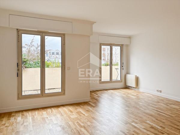 PARIS 16e - APPARTEMENT AVEC TERRASSE - BIEN RARE