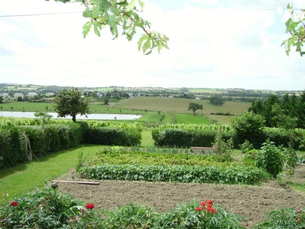 Pavillon d'architecte au Pirouet en zone constructible 