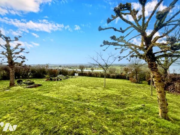 Pavillon d'architecte au Pirouet en zone constructible 