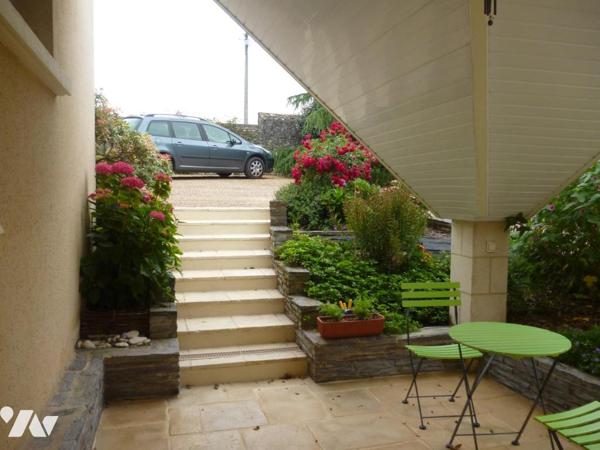 Pavillon d'architecte au Pirouet en zone constructible 