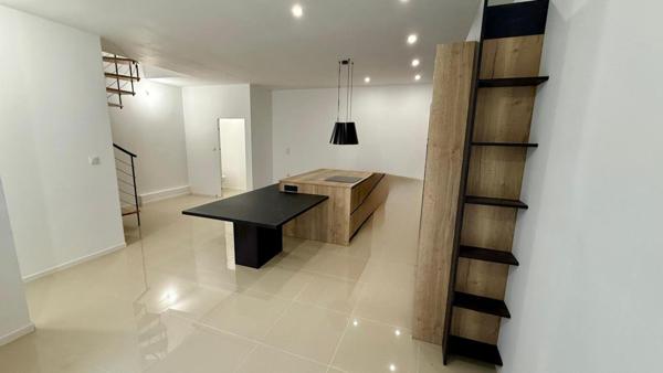 Maison neuve à l'entrée de Nancy