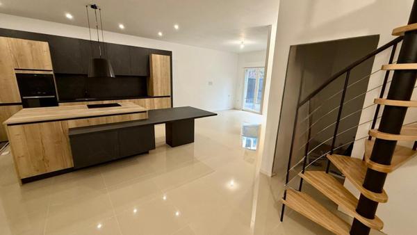 Maison neuve à l'entrée de Nancy