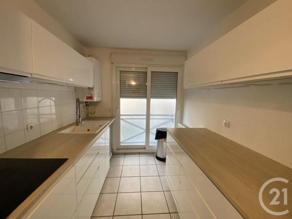 Appartement T3 à vendre  3 pièces - 62,27 m2 VOIRON - 38