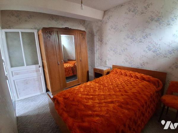 MAISON DE VILLE 2 CHAMBRES AVEC GARAGE