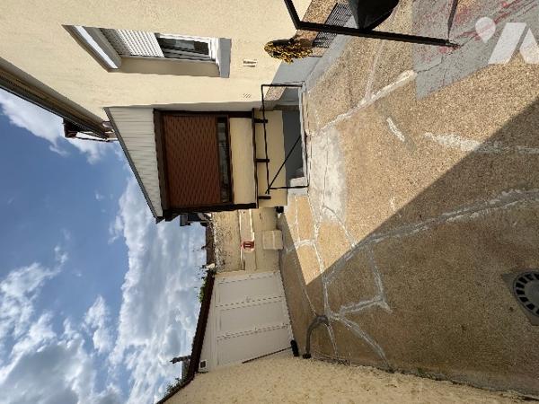 ALENCON - Maison à usage d'habitation (94,94m²)