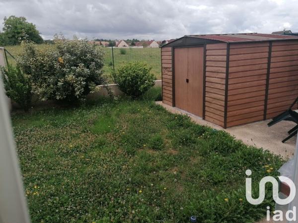 Appartement 4 pièces de 68 m² à Champigny (89340)