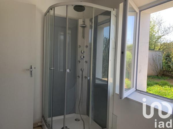 Appartement 4 pièces de 68 m² à Champigny (89340)