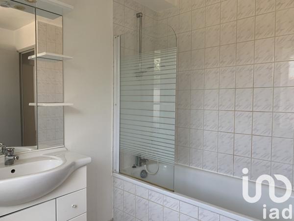 Appartement 4 pièces de 68 m² à Champigny (89340)