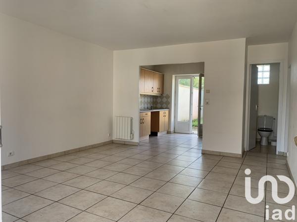 Appartement 4 pièces de 68 m² à Champigny (89340)