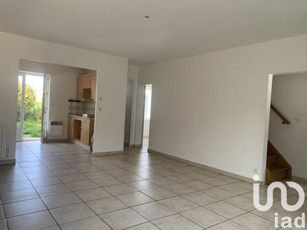 Appartement 4 pièces de 68 m² à Champigny (89340)