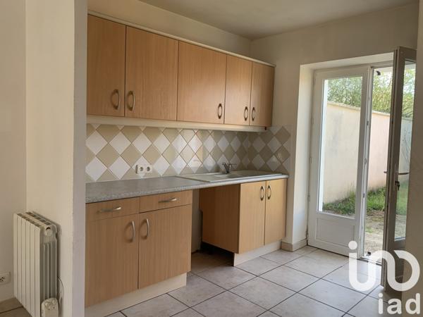 Appartement 4 pièces de 68 m² à Champigny (89340)