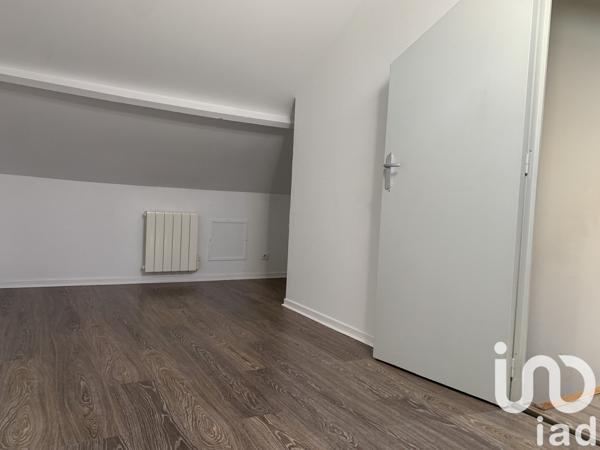 Appartement 4 pièces de 68 m² à Champigny (89340)