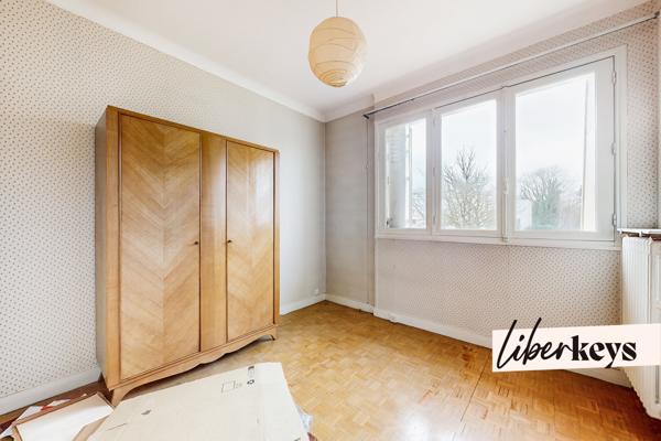 Maison familiale à fort potentiel (125m2) – Brunoy centre / Marché & RER