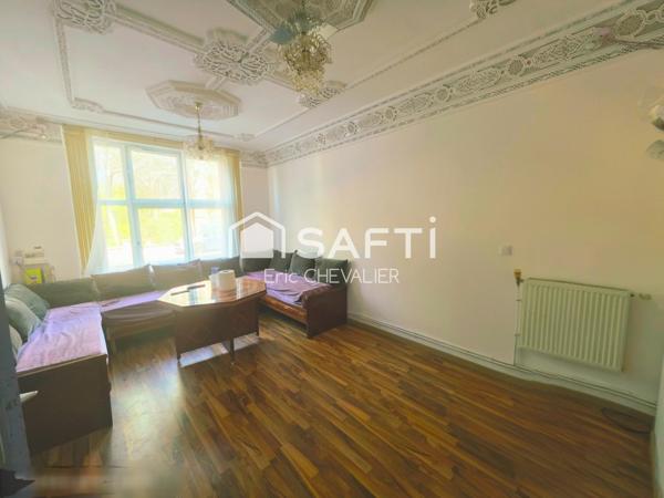 Maison avec 2 chambres et bureau avec grande terrasse