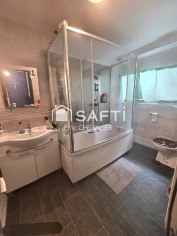 Maison avec 2 chambres et bureau avec grande terrasse