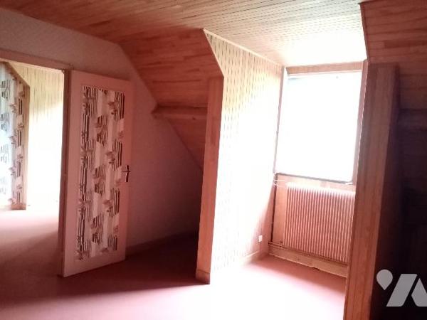 PROPRIETE AVEC GRAND PARC proche A77