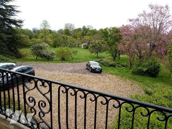 PROPRIETE AVEC GRAND PARC proche A77