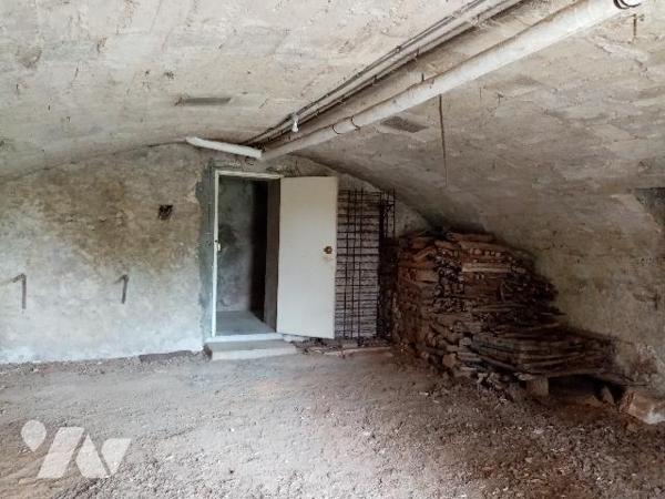 PROPRIETE AVEC GRAND PARC proche A77