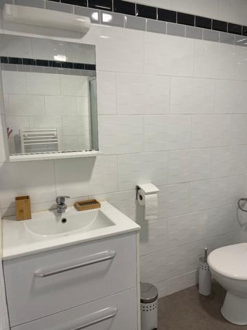 Appartement 3ème étage en parfait état Bd Blossac.