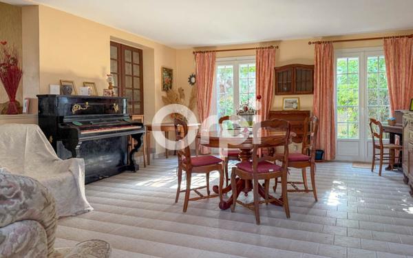 Maison à vendre    4 pièces •  Tonnay-Charente