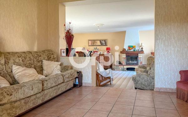 Maison à vendre    4 pièces •  Tonnay-Charente