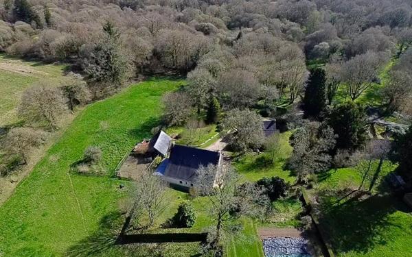 Maison à vendre    6 pièces •  Plouray