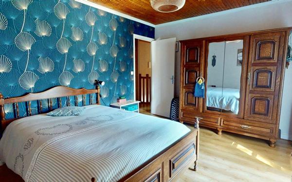 Maison à vendre    6 pièces •  Plouray