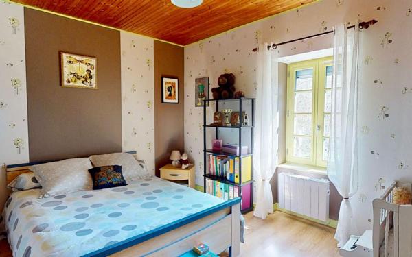 Maison à vendre    6 pièces •  Plouray