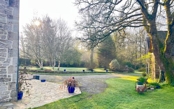 Maison à vendre    6 pièces •  Plouray