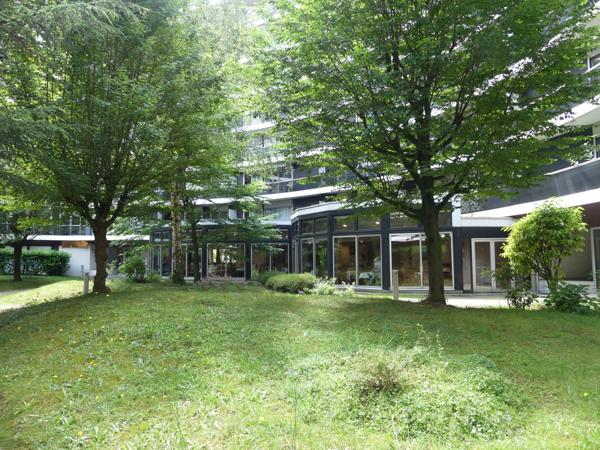 Saint-Maurice (94410) ALOUER 2 PIECES - RESIDENCE POUR SENIORS AVEC SERVICES - SAINT MAURICE