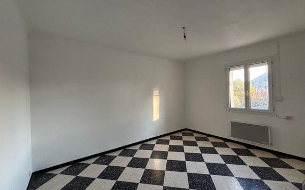 Appartement à louer    3 pièces • 66,90 m2 Marguerittes